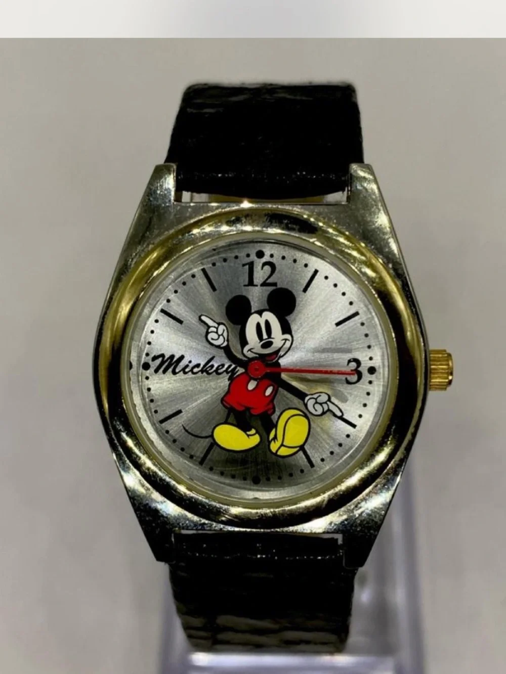 Disney *** Mickey Mouse Character Wristwatch - Gold/ silver & Black” Collectors